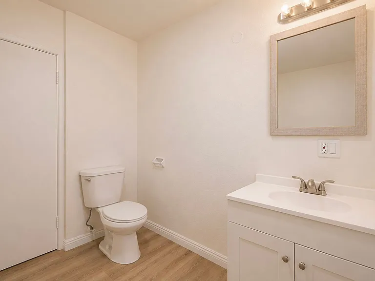 4723 Arlington Ave — Photo 30