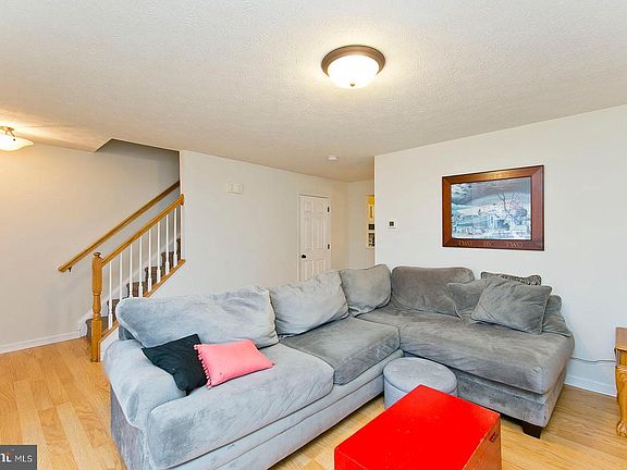 2nd image of 130 Coolfont Ln