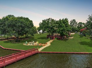 209 Rocky Point Rd, Mount Vernon, TX 75457
