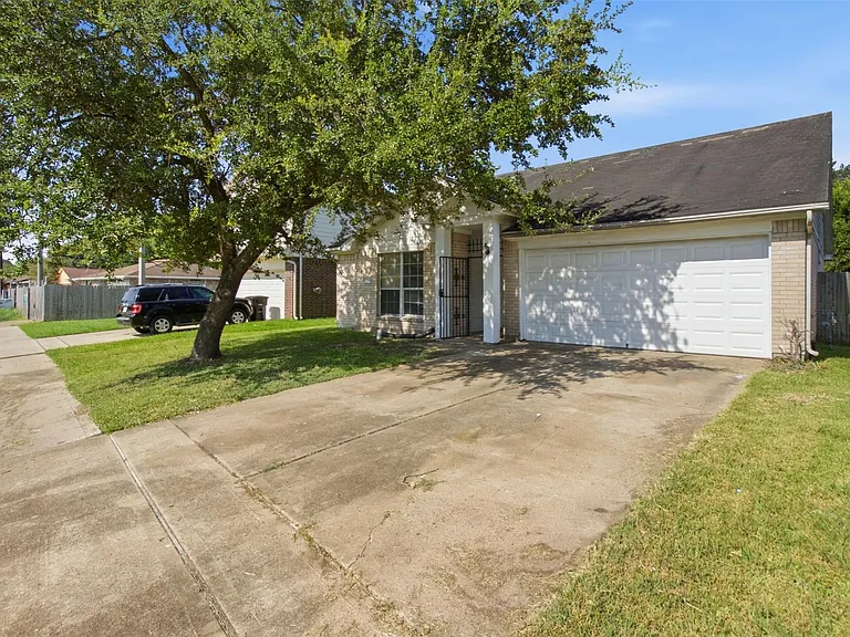 15738 Boonridge Rd — Photo 4