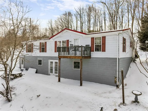 840 Basin Dr, Windber, PA 15963