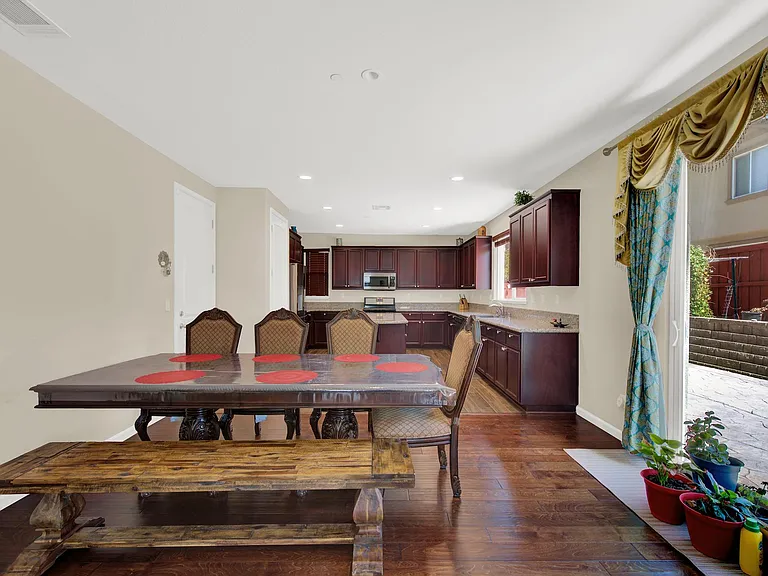 4725 Friesian Dr — Photo 5