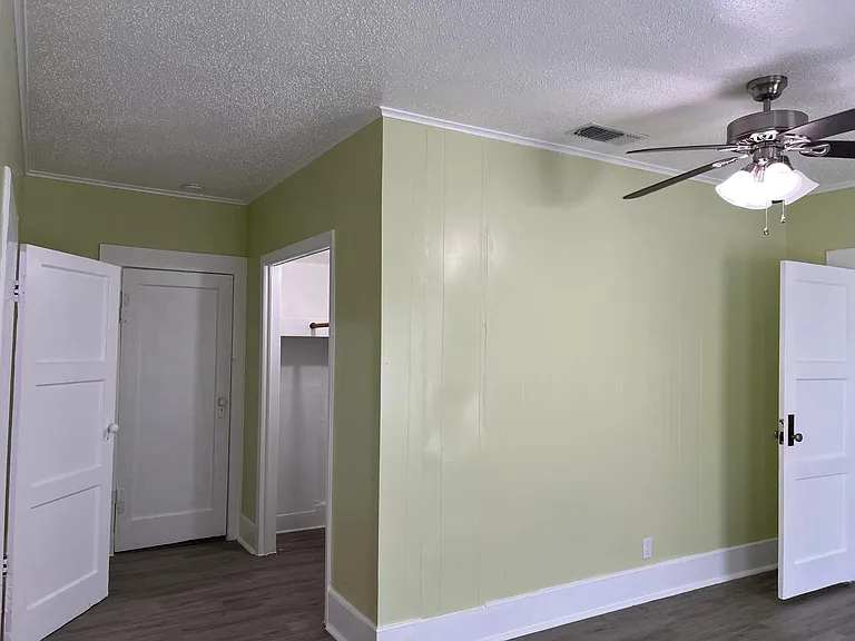 902 S Kaufman St — Photo 9