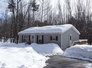 40 Chestnut Hill Rd, Farmington, NH 03835