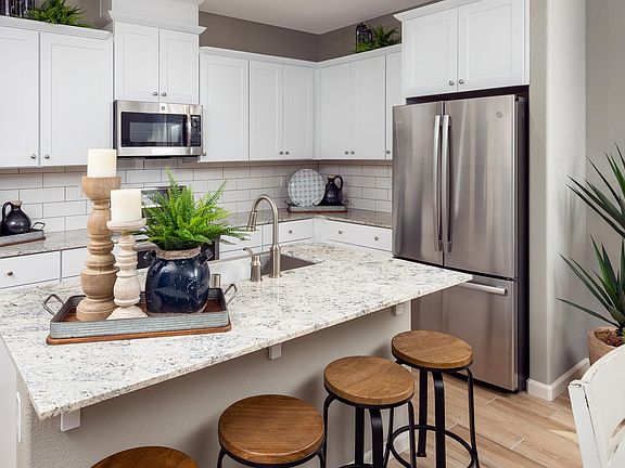 Striking kitchen