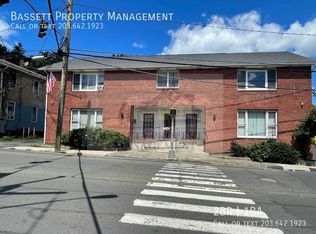 214 Main St #2E, Terryville, CT 06786