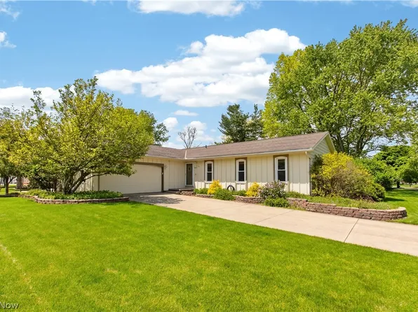 3519 Monterey Cir, Brunswick, OH 44212