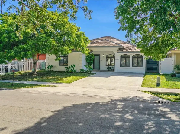 20464 NW 19th Ave, Miami Gardens, FL 33056