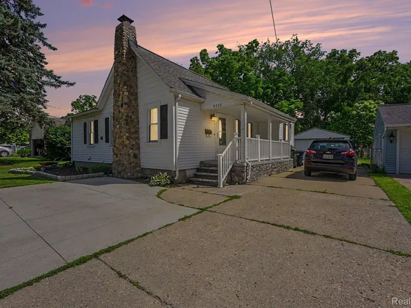 8215 Clinton River Rd, Sterling Heights, MI 48314