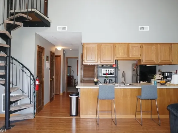 4 Greg Norman Ct BLDG 4 #4, Vernon Twp., NJ 07462