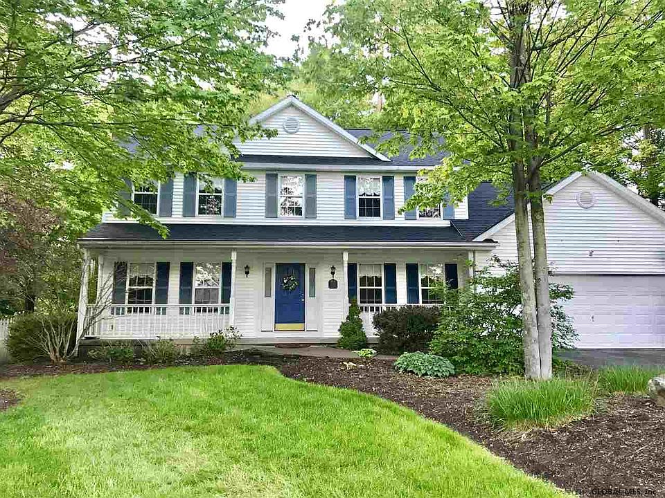 1st image of 302 Jatski Dr