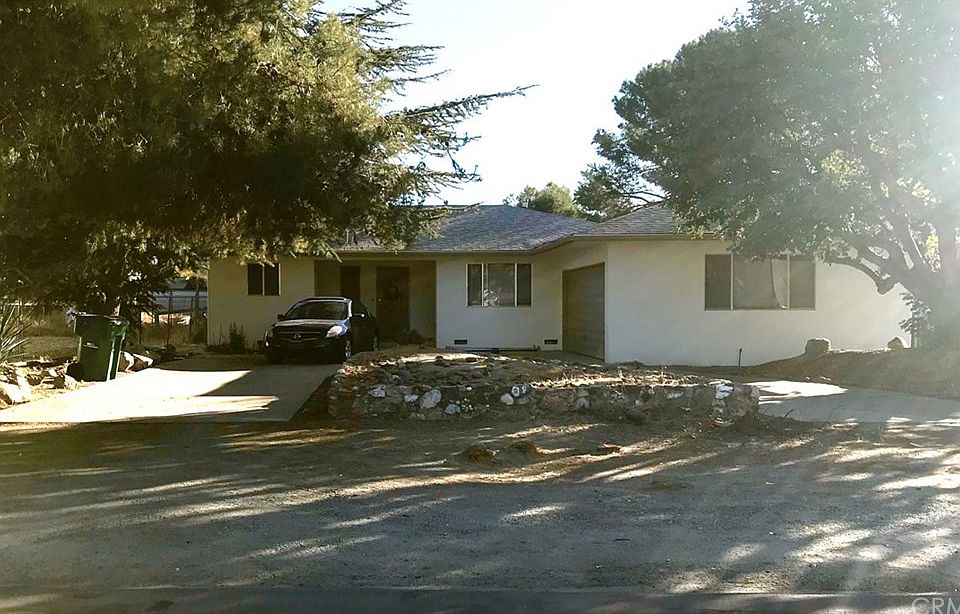1st image of 40715 Johnston Ave