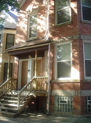 1st image of 2114 W Melrose St #1