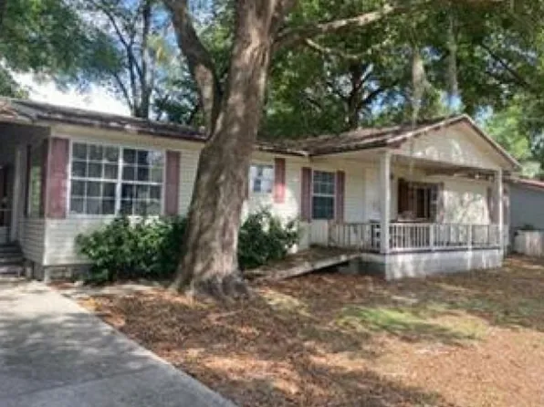 4330 5th St, Zephyrhills, FL 33542