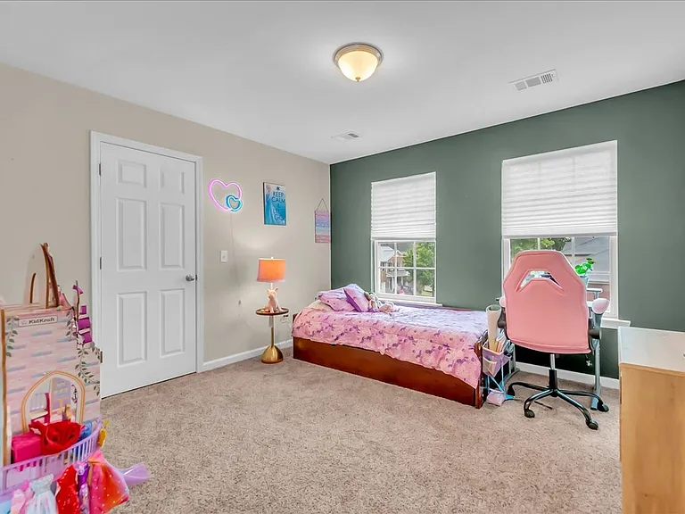 6000 Thrush Ct — Photo 34