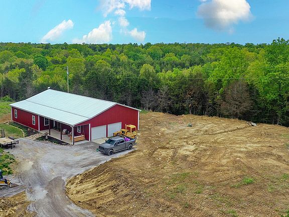 5th image of 1301 Persimmon Ridge Rd