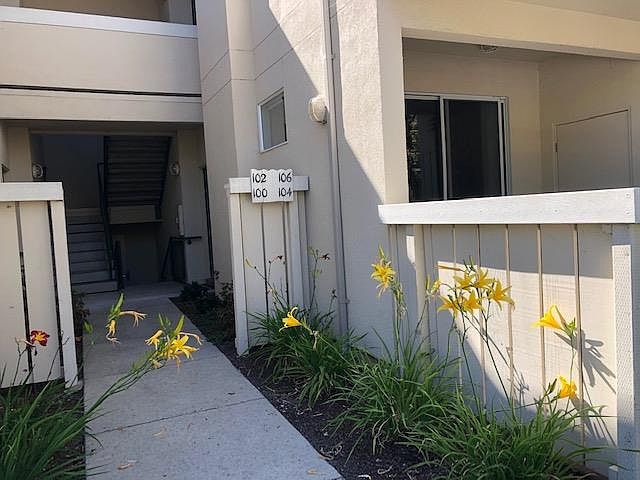 1st image of 104 Everson Dr