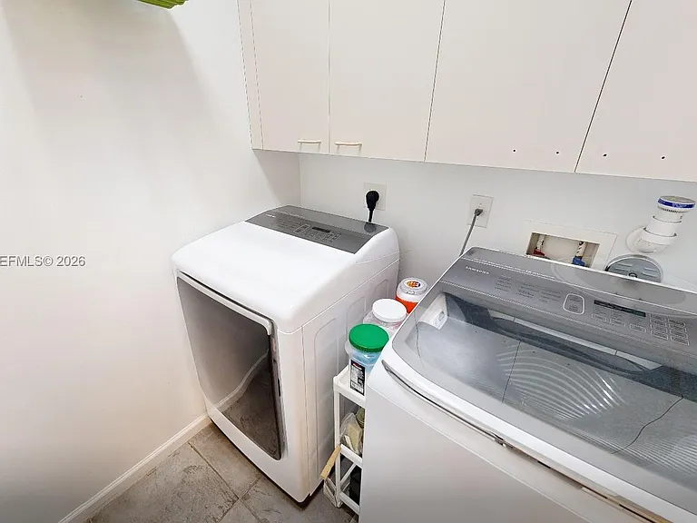 9640 Wyeth Ct — Photo 18