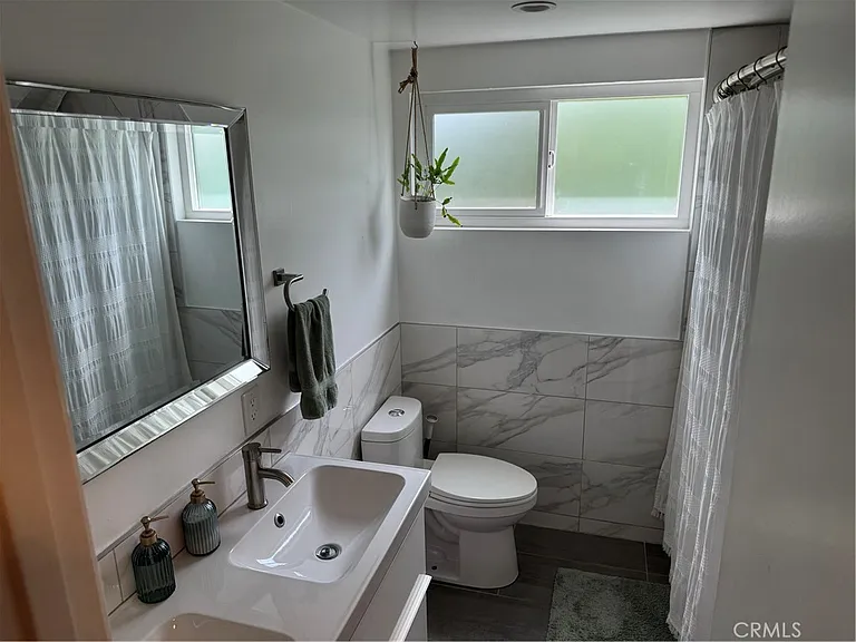 2831 Francis Ln — Photo 14