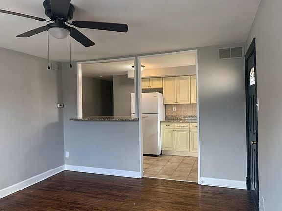 5th image of 7516 Palmetto St #1