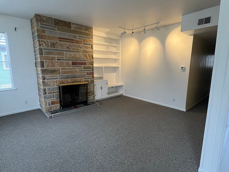 1st image of 122 W Penn St #1/2