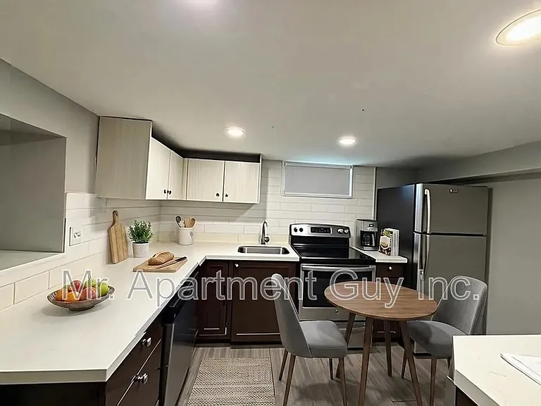 26 Grandfield St #LOWER — Photo 1