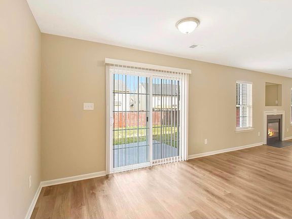 4th image of 4663 Cedar Rock Dr