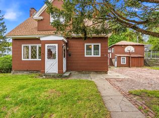 152 Manchester St, Leominster, MA 01453