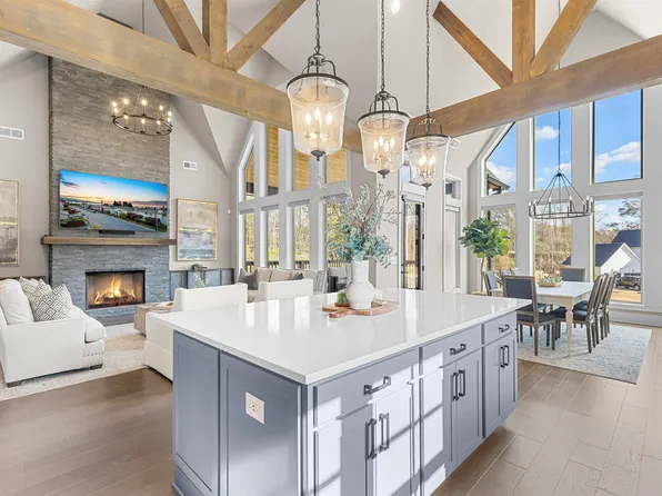 937 Livvy Ln, Birmingham, AL 35244