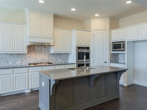 2nd image of 351 Lake Trail Ln