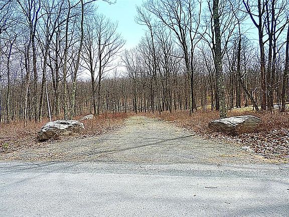 4th image of 121 Wedgewood Dr