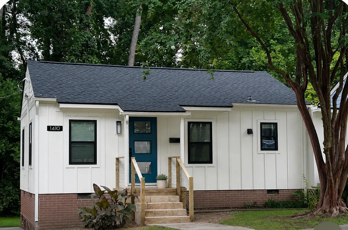 2 bed, 725 sqft, $1,600 — Photo 1