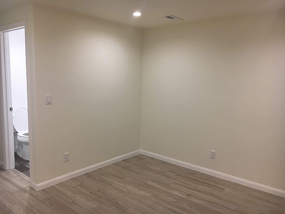 3rd image of 295 Campana Ave