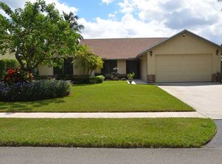 8220 SW 55th Ct, Davie, FL 33328