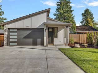 2352 SE Palmblad Rd, Gresham, OR 97080