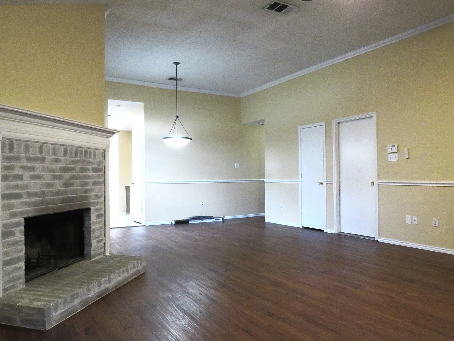 3 bed, 1444 sqft, $1,800 — Photo 3