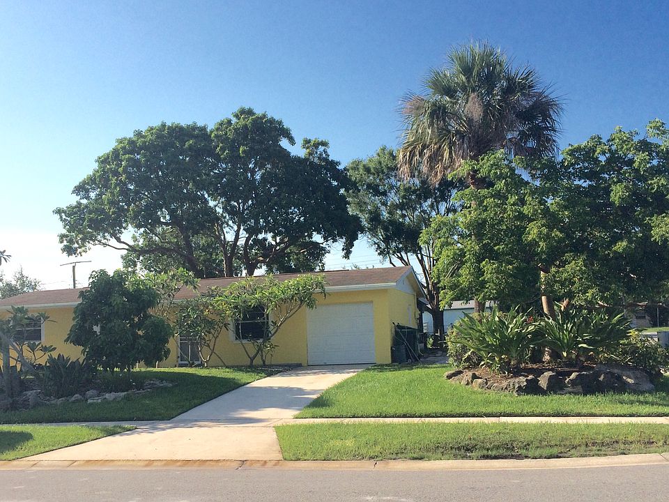 1st image of 2644 Fountainhead Blvd