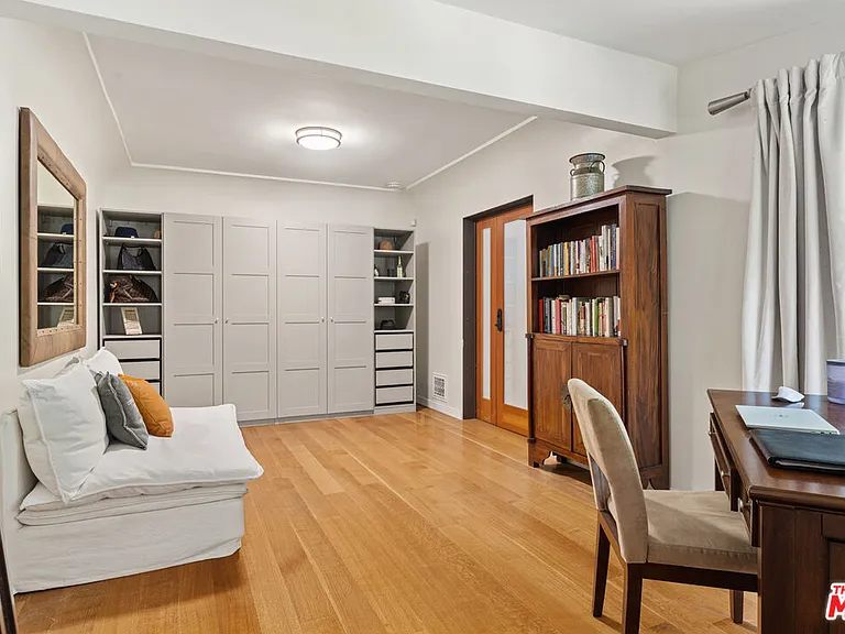 1853 Nichols Canyon Rd — Photo 17