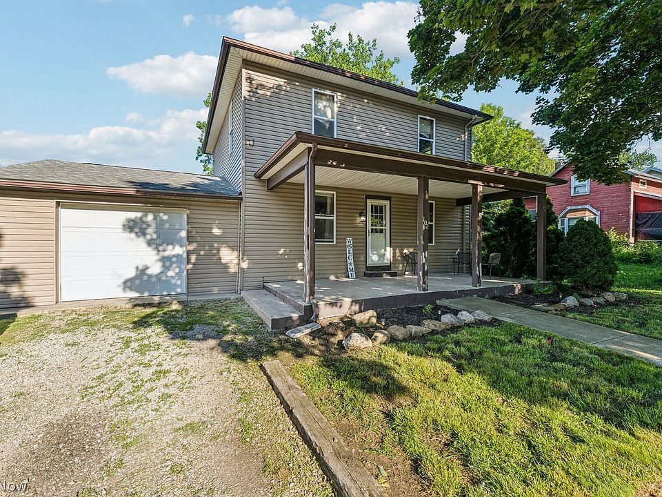 1st image of 102 Maple Ave