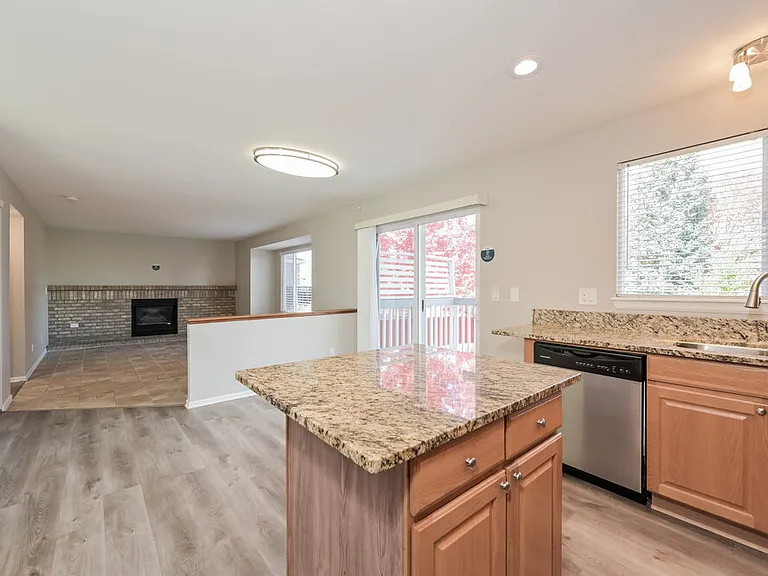16131 Bluebonnet Dr — Photo 11