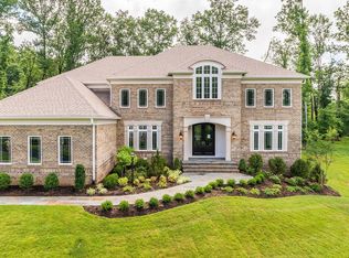 1132 Challedon Rd, Great Falls, VA 22066