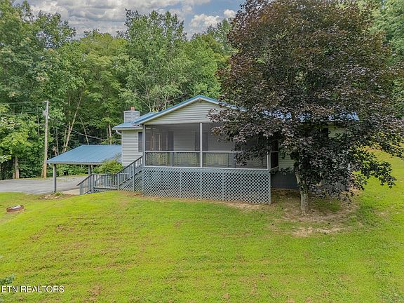 2nd image of 161 Adcock Hollow Rd