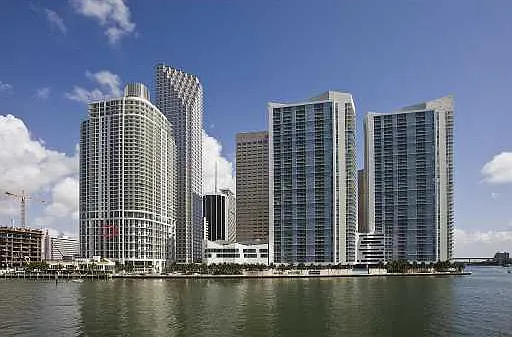 335 S Biscayne Blvd #5 — Photo 2