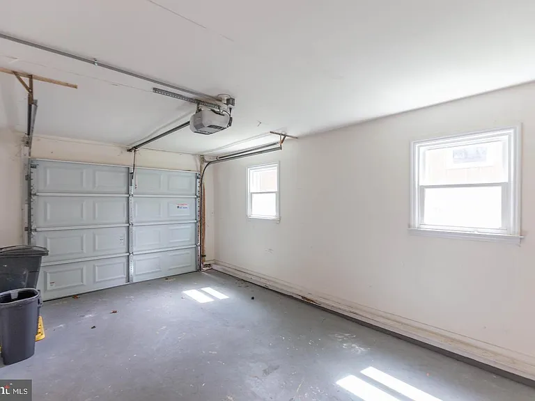 4106 Lamarre Dr — Photo 33