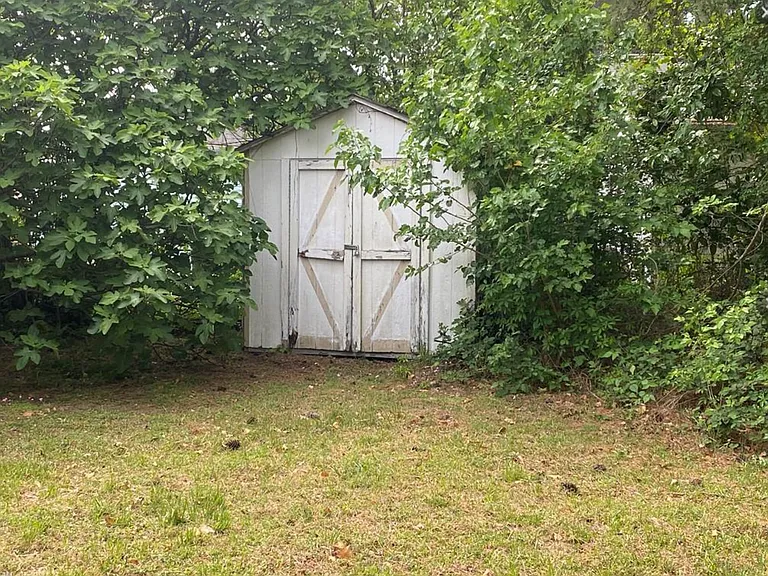 147 Allard Rd — Photo 8