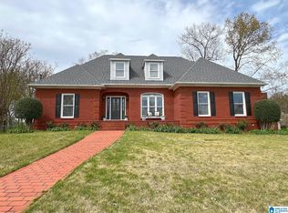 112 Post Oak Dr, Trussville, AL 35173