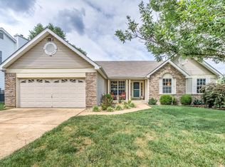 407 Hamilton Meadows Dr, Fenton, MO