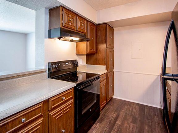 4th image of 2900 McCann Rd #466