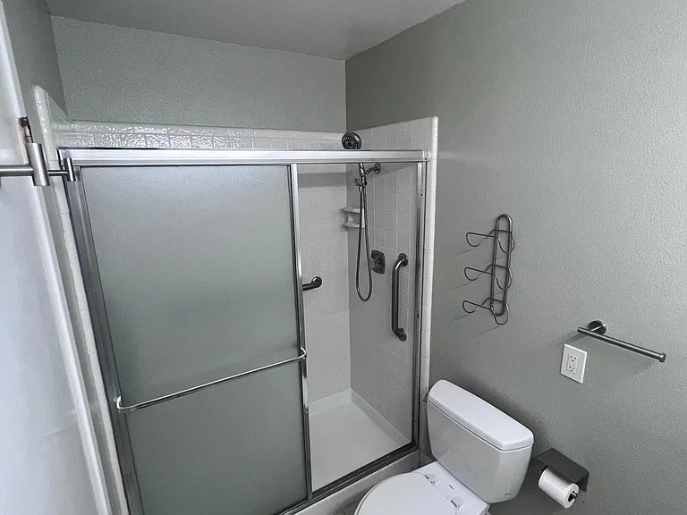 804 Cottonwood Dr — Photo 9