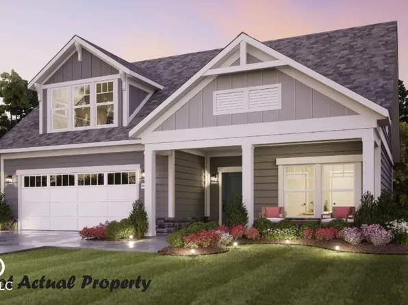 9032 Acadia Ln, Zionsville, IN 46077